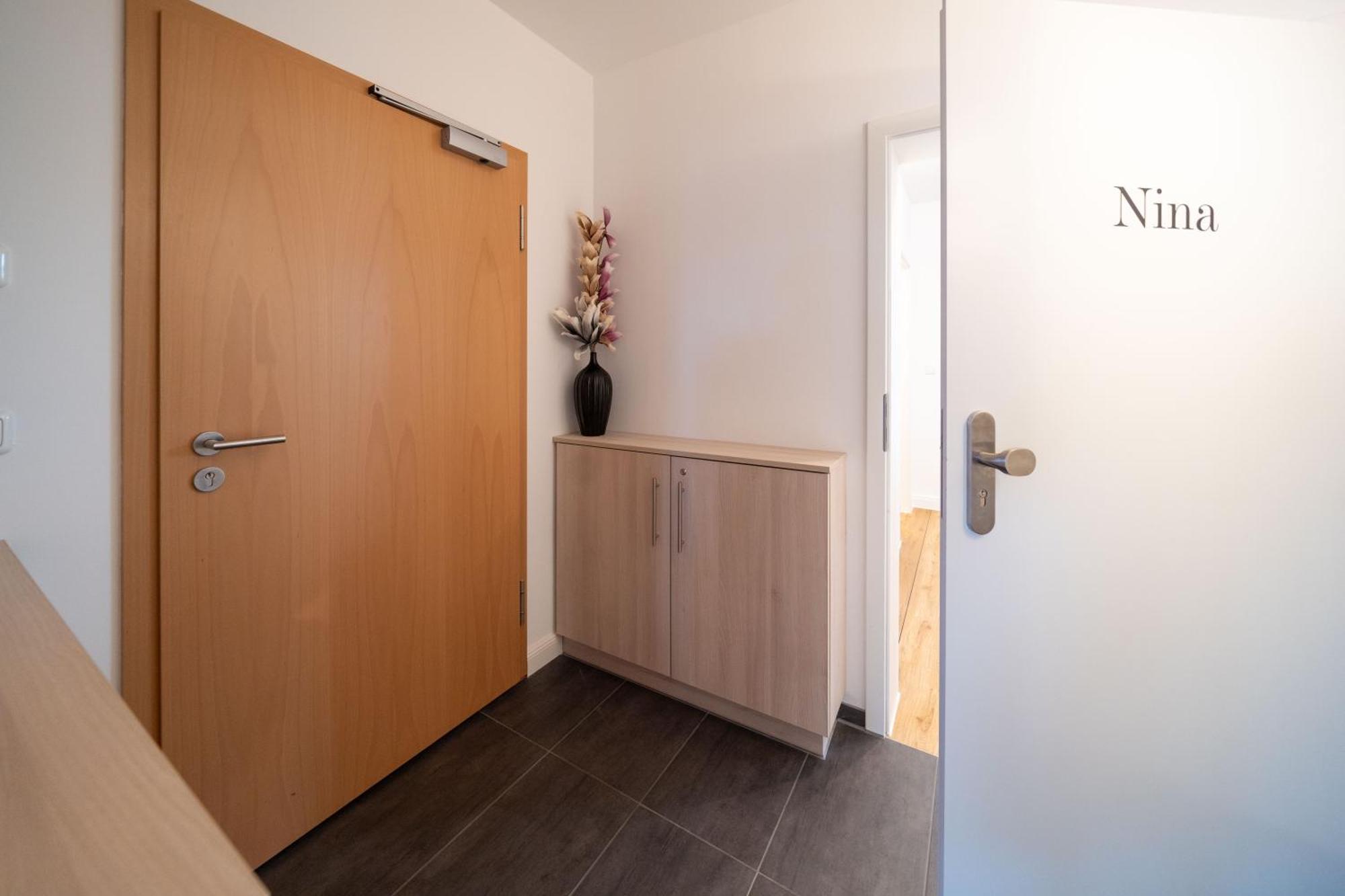 Moebliertes Wohnen - Nina Apartman Rostock Kültér fotó